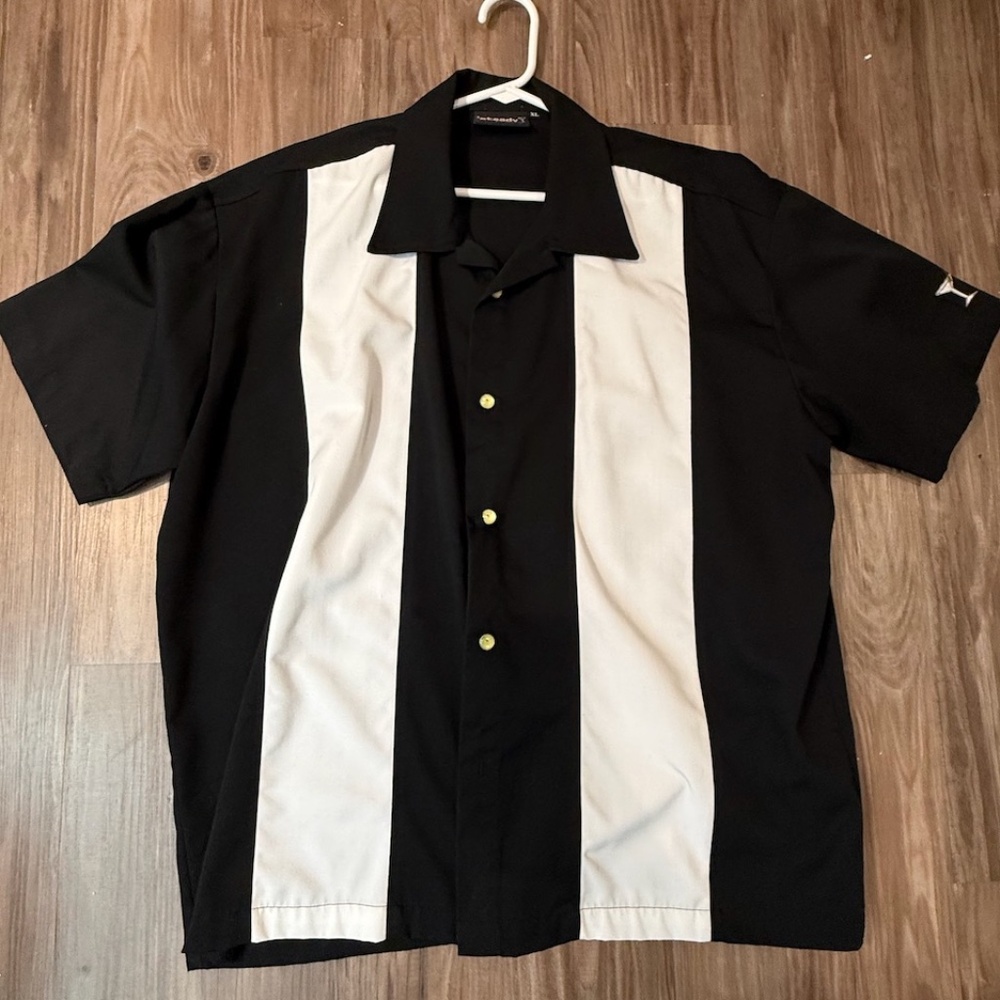 Cool retro martini-themed bowling shirt XL - Like New - by Steady Clothing.com